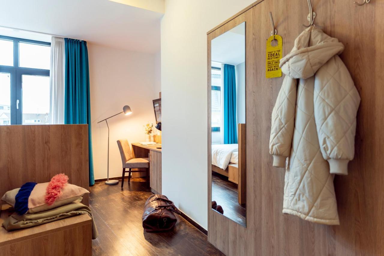 Koncept Hotel H2O Siegburg Buitenkant foto