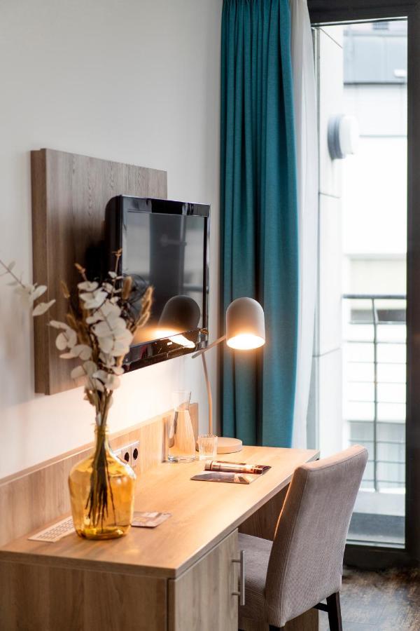 Koncept Hotel H2O Siegburg Buitenkant foto