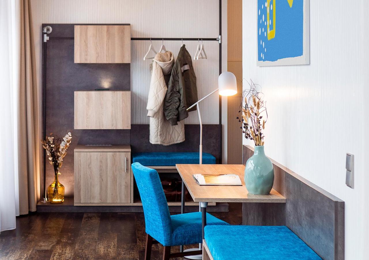Koncept Hotel H2O Siegburg Buitenkant foto
